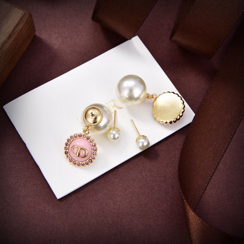 chr1st1an D10r earrings